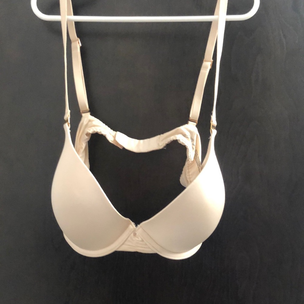 Aerie bra, peach colour